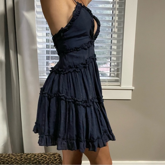Navy Blue Criss-Cross Ruffled Flare Skirt Mini Dress - XS - Picture 3 of 4